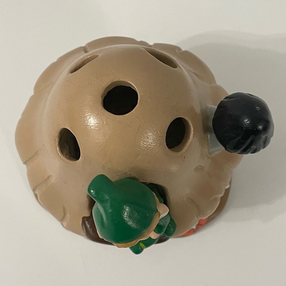 Vintage 1982 Pixie Elf w/ Mushroom House Ceramic Kitschy Figurine 4.5” H - Picture 2 of 8